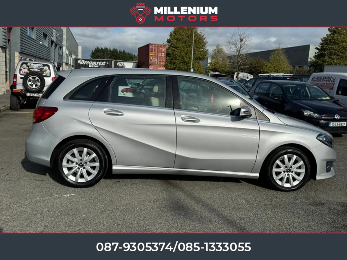 Mercedes-Benz B-Class 160 D STYLE 5DR AUTO - Image 2