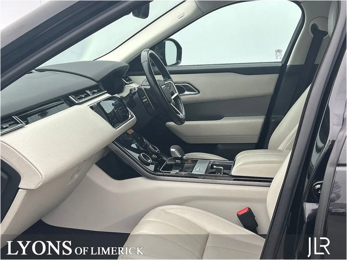 Land Rover Range Rover Velar 2.0 I4 Phev 404 PS 4 - Image 3