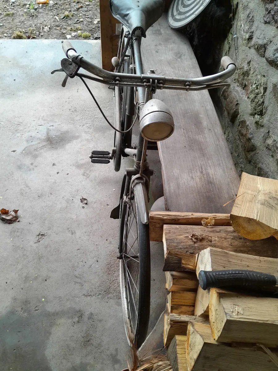 vintage Raleigh bike green - Image 2