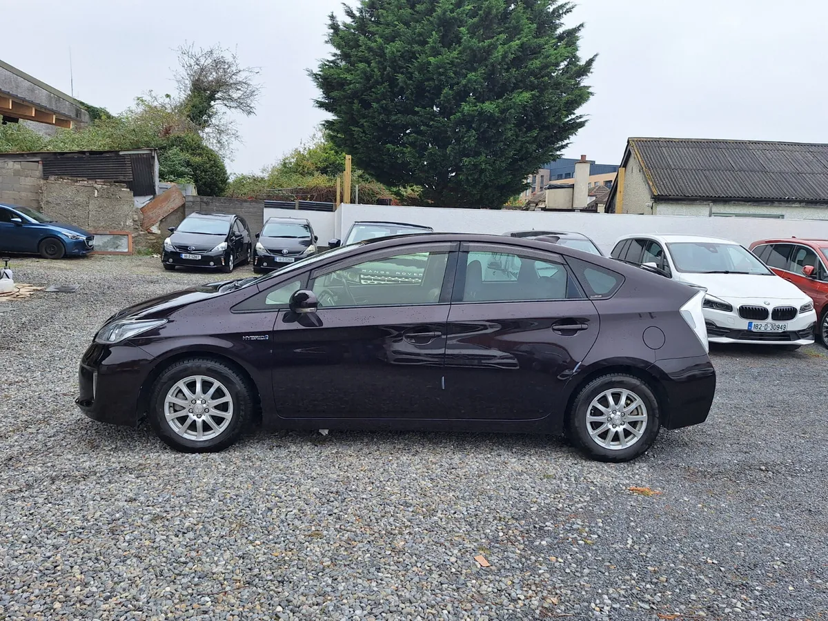 Toyota Prius 1.8L Hybrid Self charging G Pack - Image 3