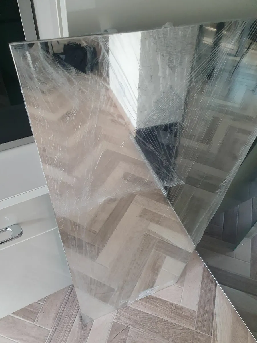 Mirror - Image 1