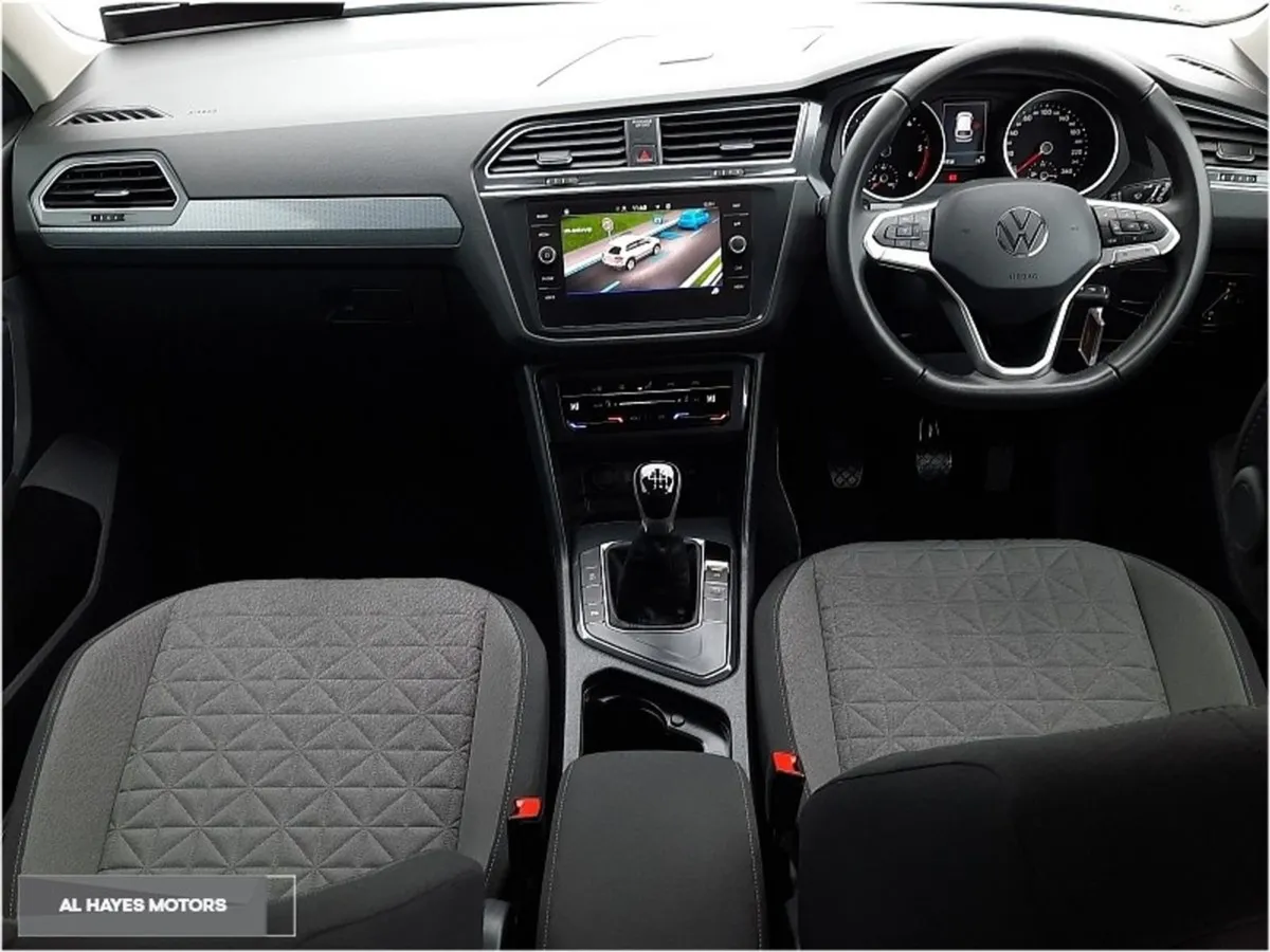 Volkswagen Tiguan  life Edition 2.0 TDI 122HP - Image 2