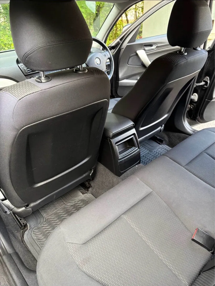 BMW 1 Series 2012 - Image 3