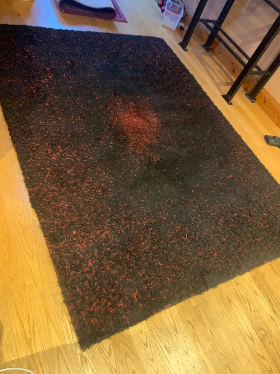 Rug