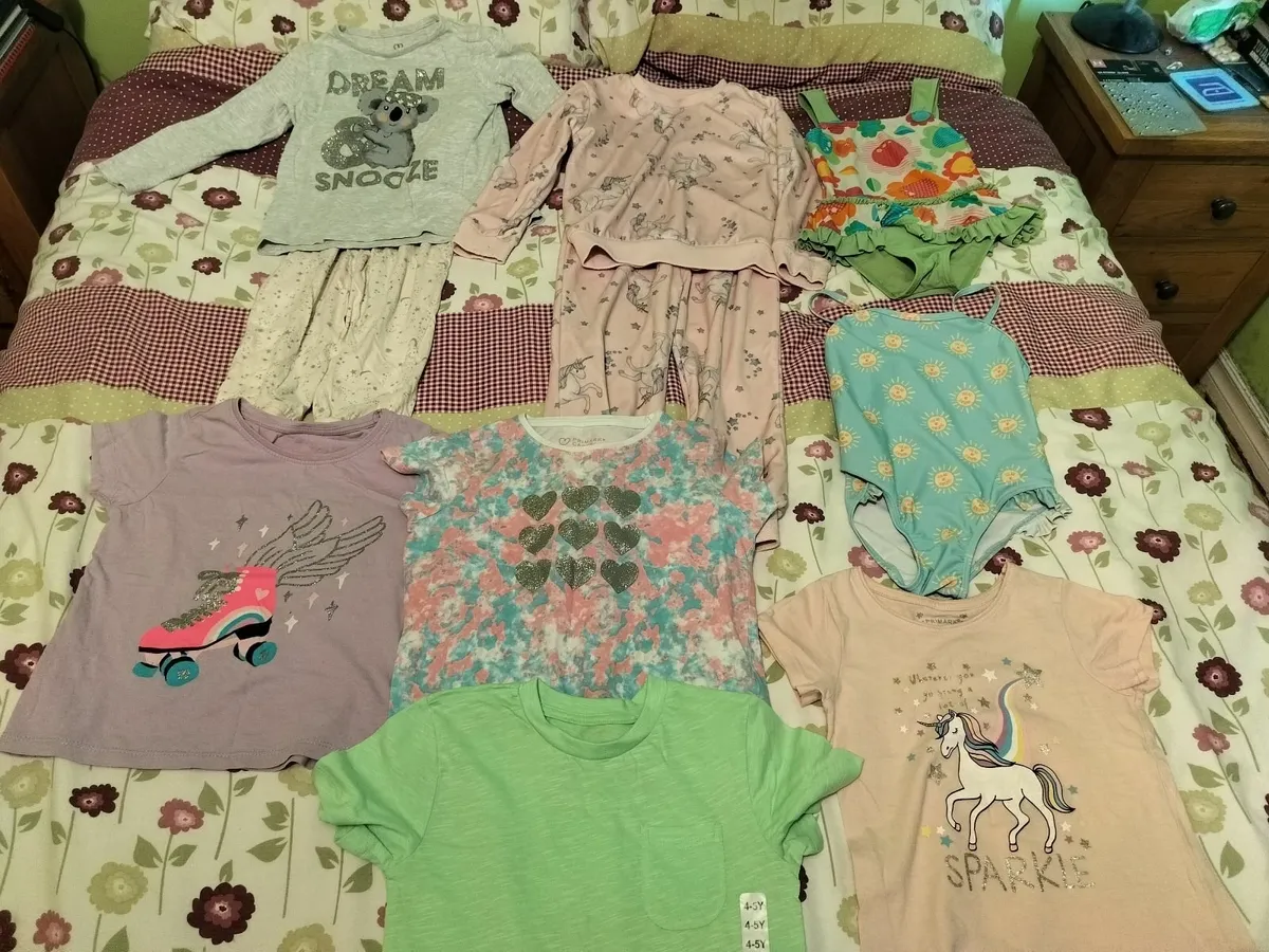 Girls clothes bundle age 4-5 with red coat - Image 4
