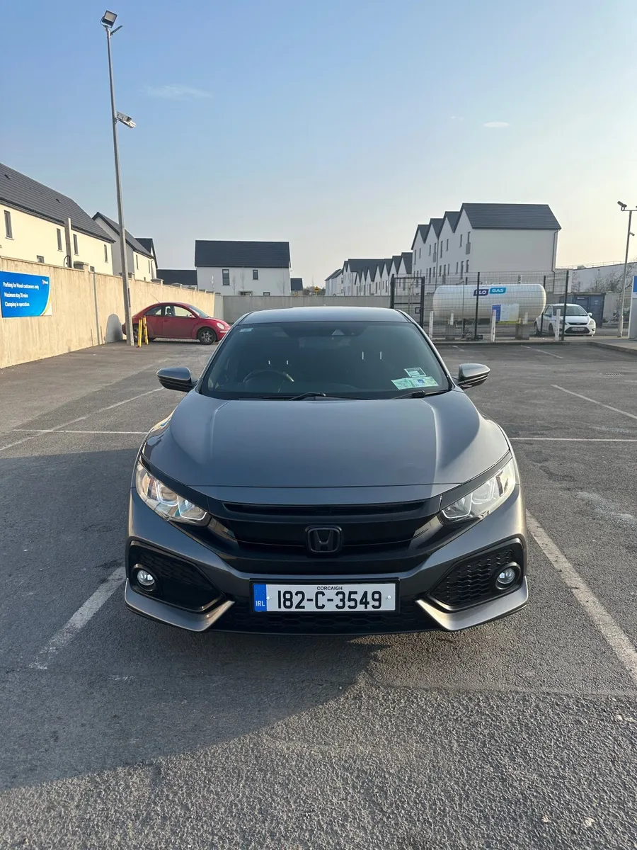 Honda Civic 2018 - Image 3