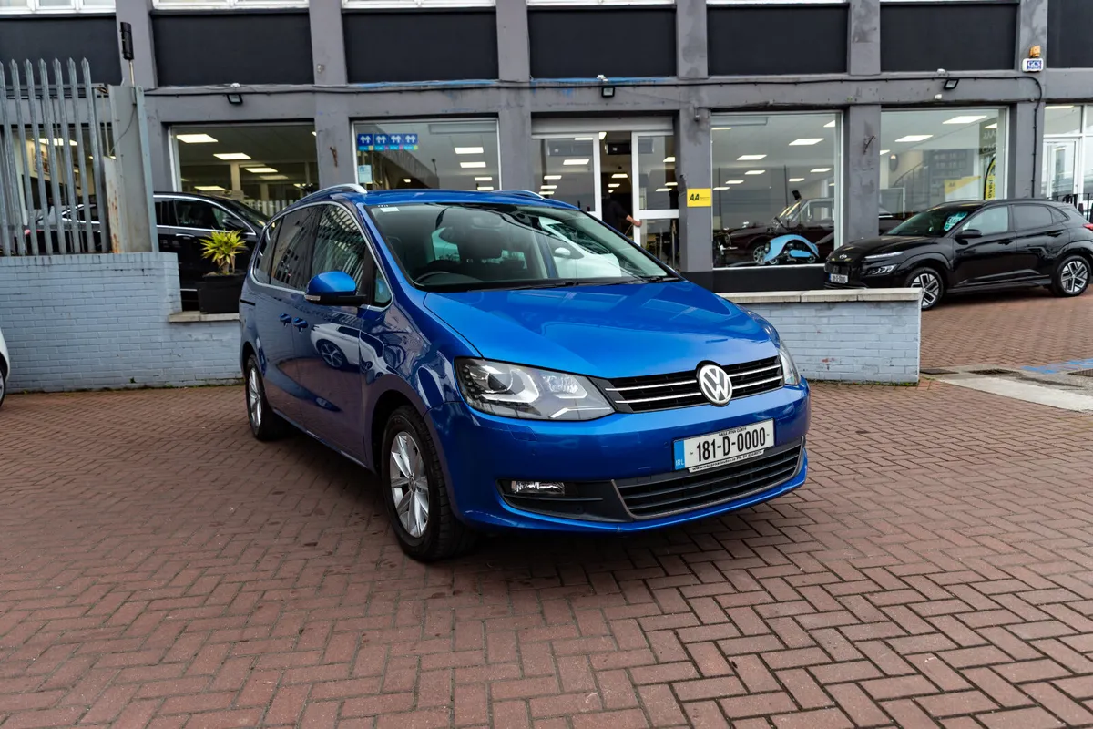 1.4TSI COMFORTLINE 7 SEATER AUTO // - Image 1