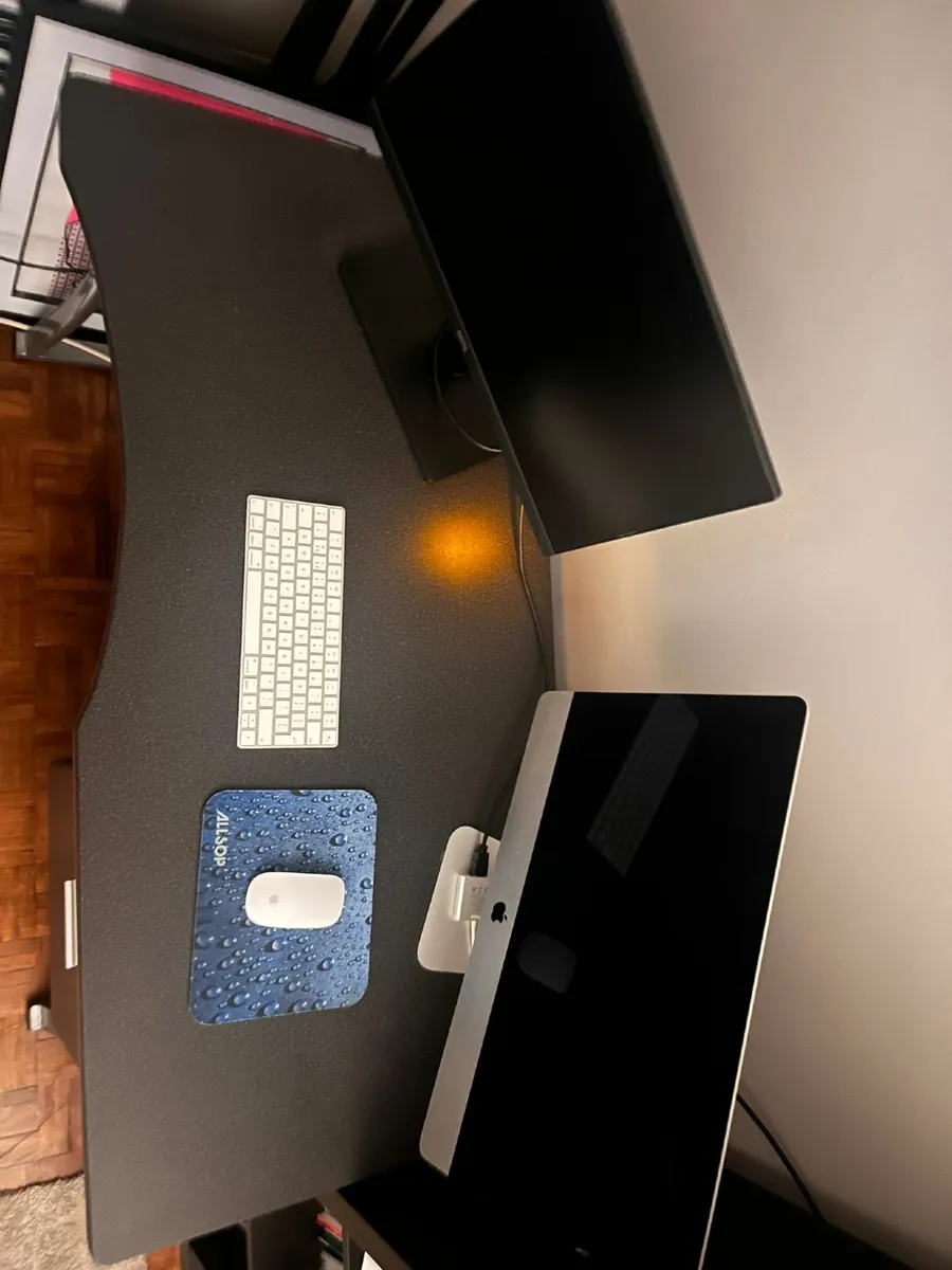 Desk - Image 2