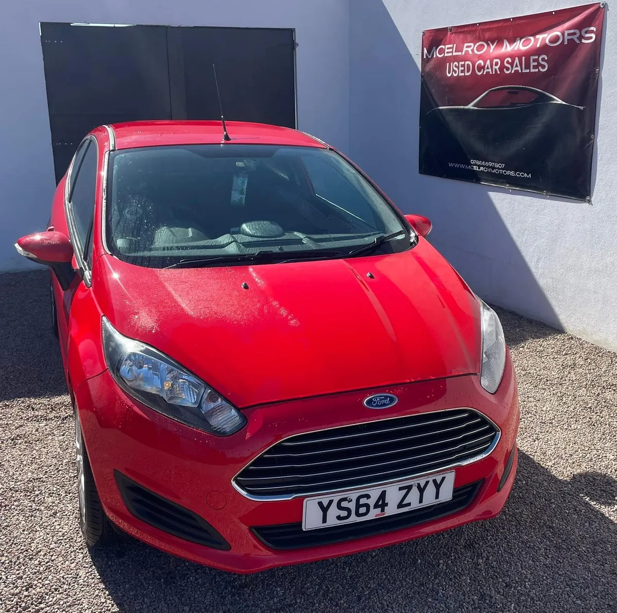 Ford Fiesta 2015 - Image 2
