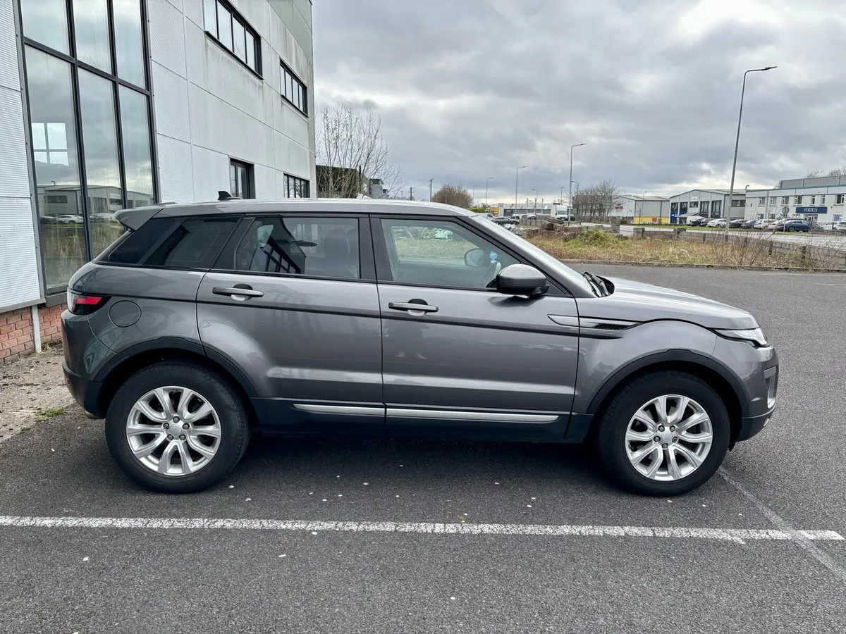 Range Rover Evoque 2016 - Image 2
