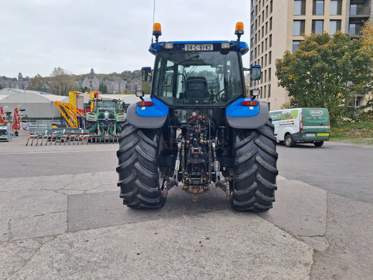 Tractor - Image 4