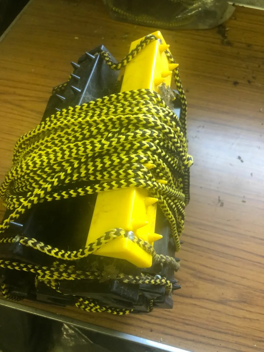 One Pair of new grip-track