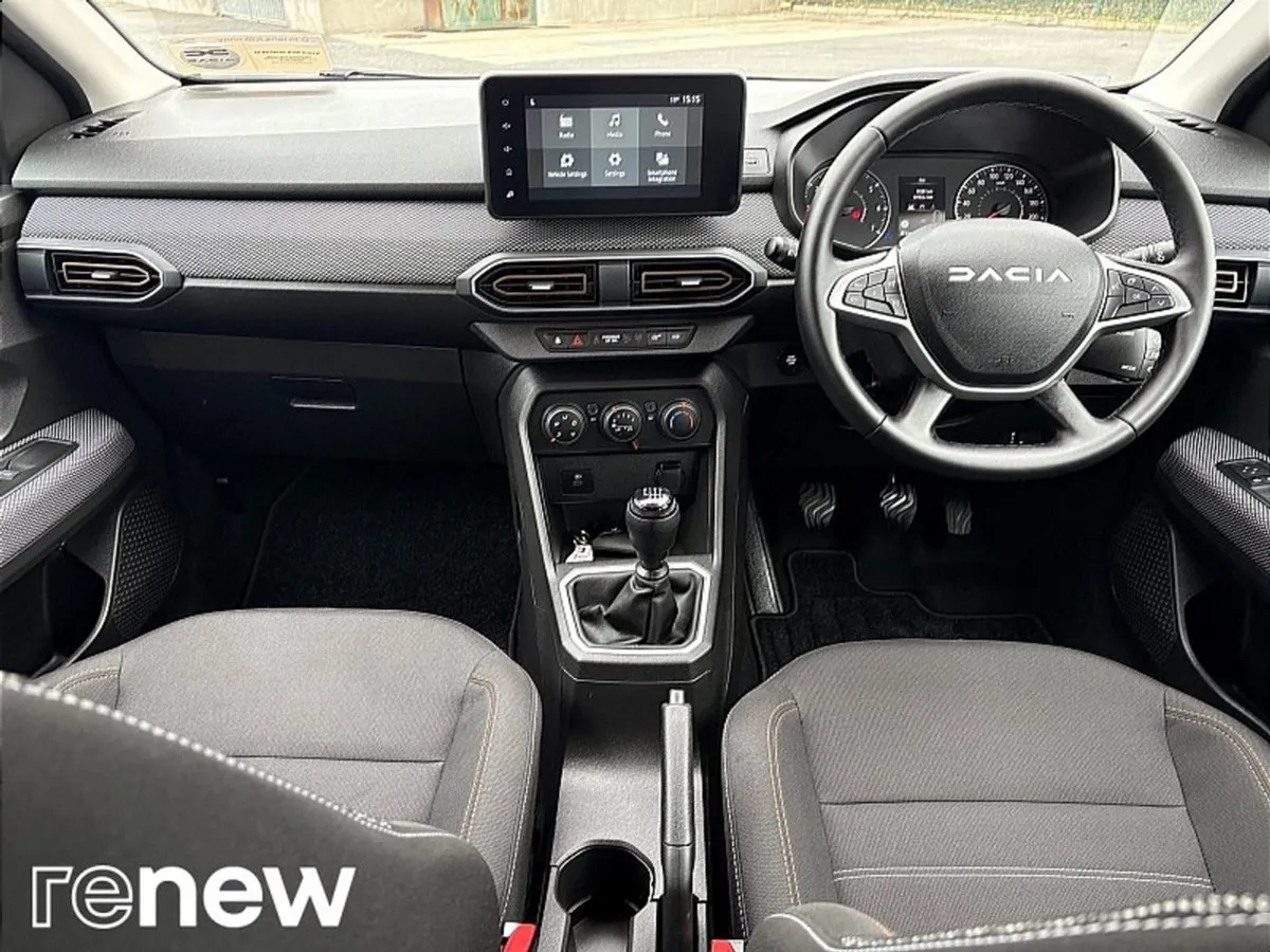 Dacia Sandero Stepway Expression 1.0 TCE 90 BHP 5 - Image 2