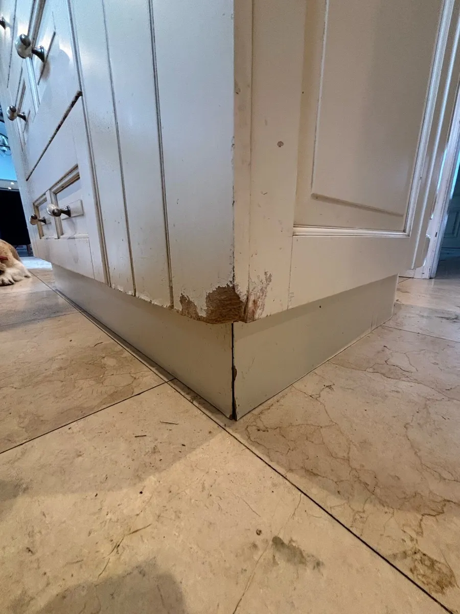 Kitchen island - Image 3