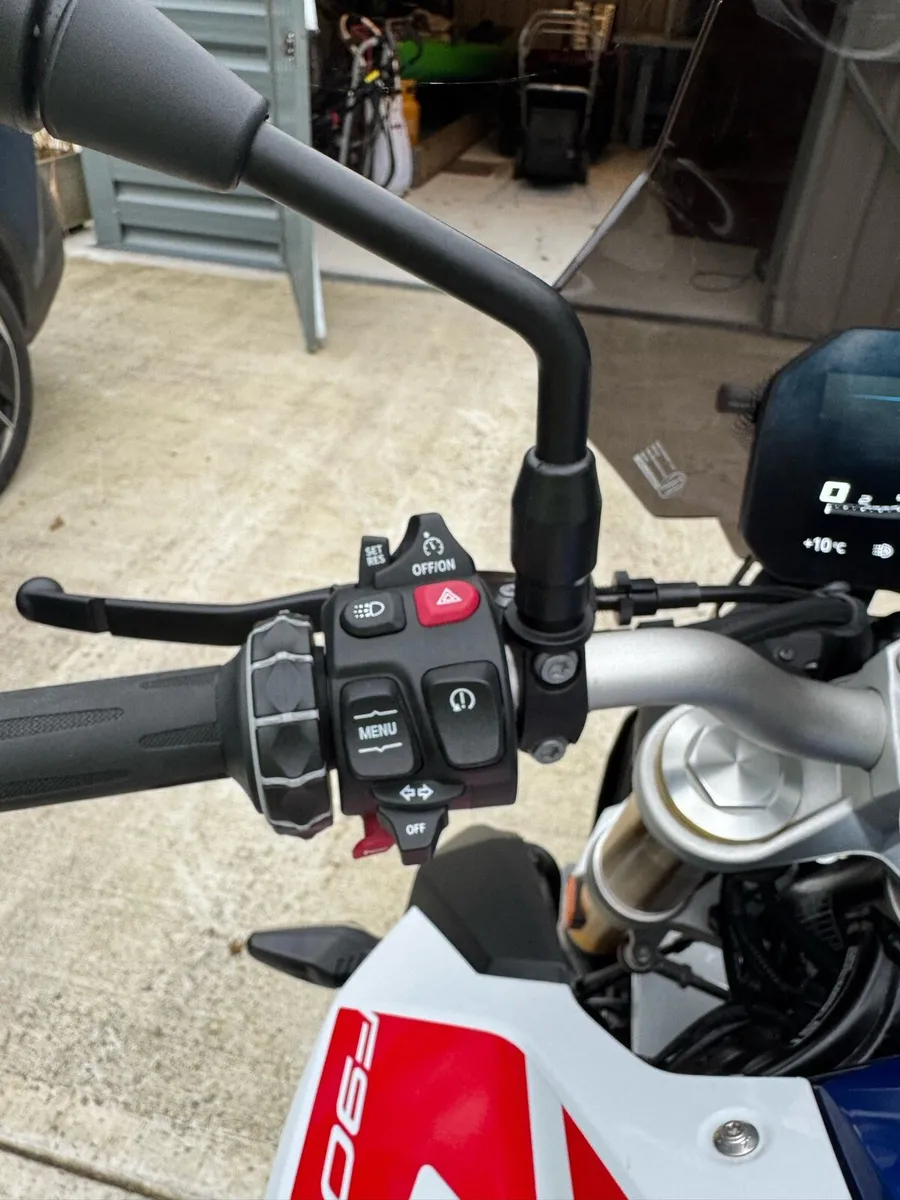 Bmw F900R - Image 4