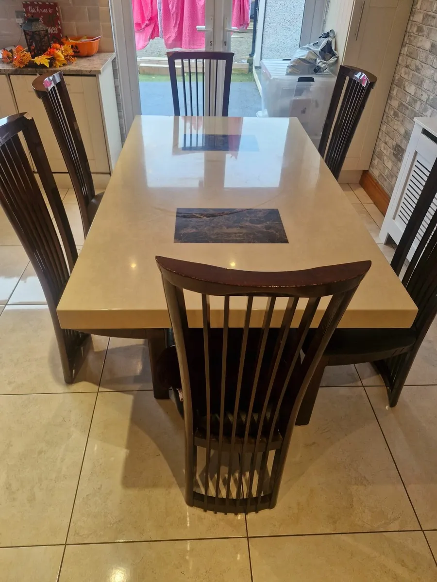 Kitchen table & 6 chairs - Image 2
