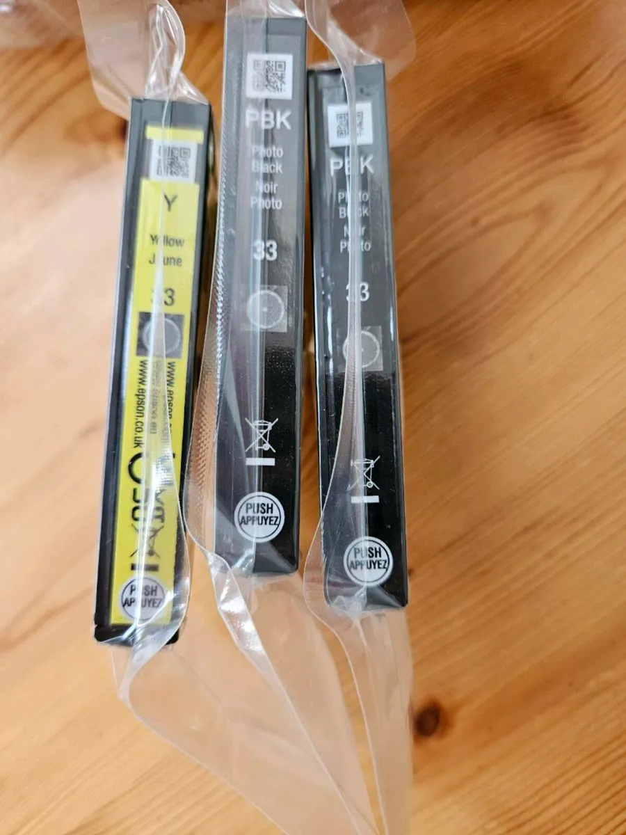 3 Epson printer cartridges