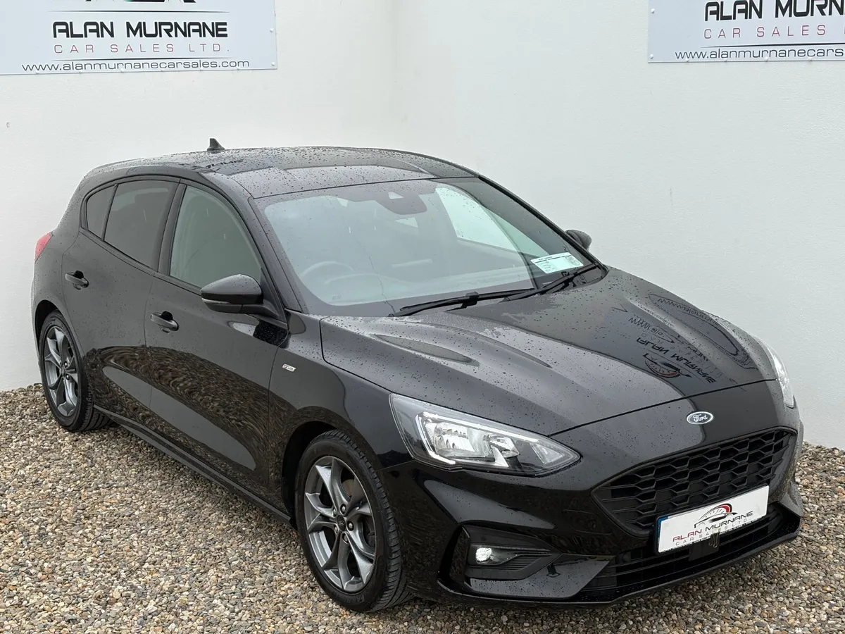 FORD FOCUS ST LINE 1.5 TDCI 2019*LOW MILES* - Image 4