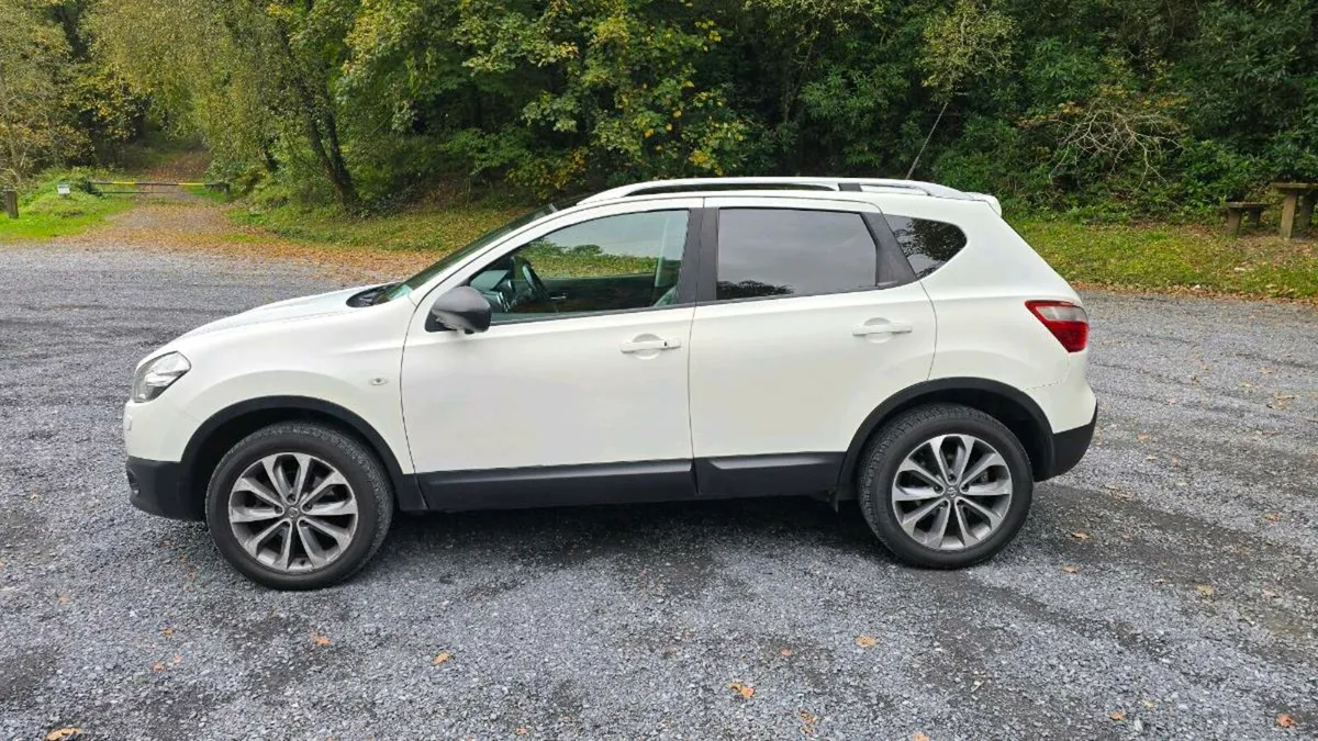 2012 Nissan Qashqai 1.6 diesel /high spec - Image 4