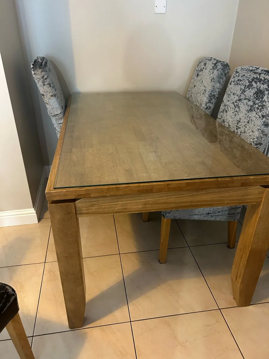 Kitchen Table - Image 4