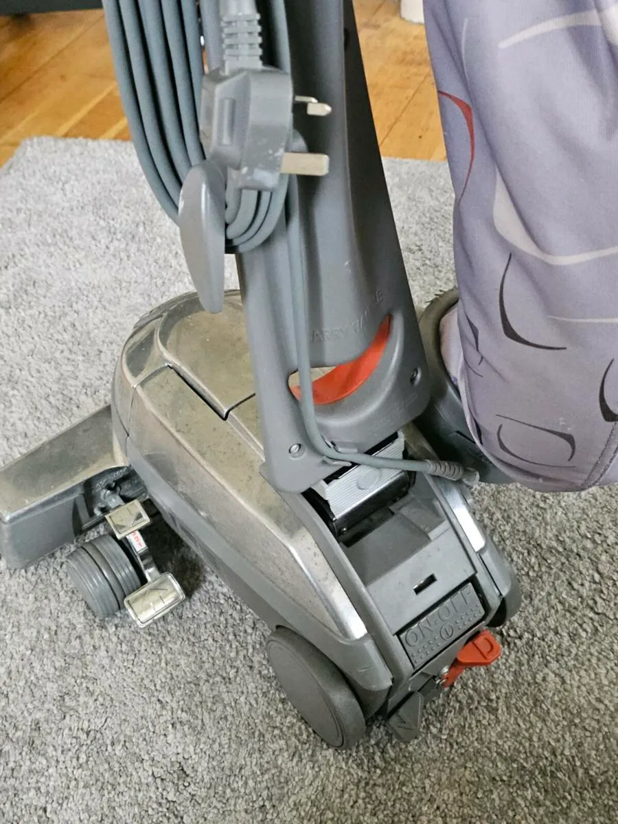 Kirby Sentria Vacuum Cleaner - Image 2