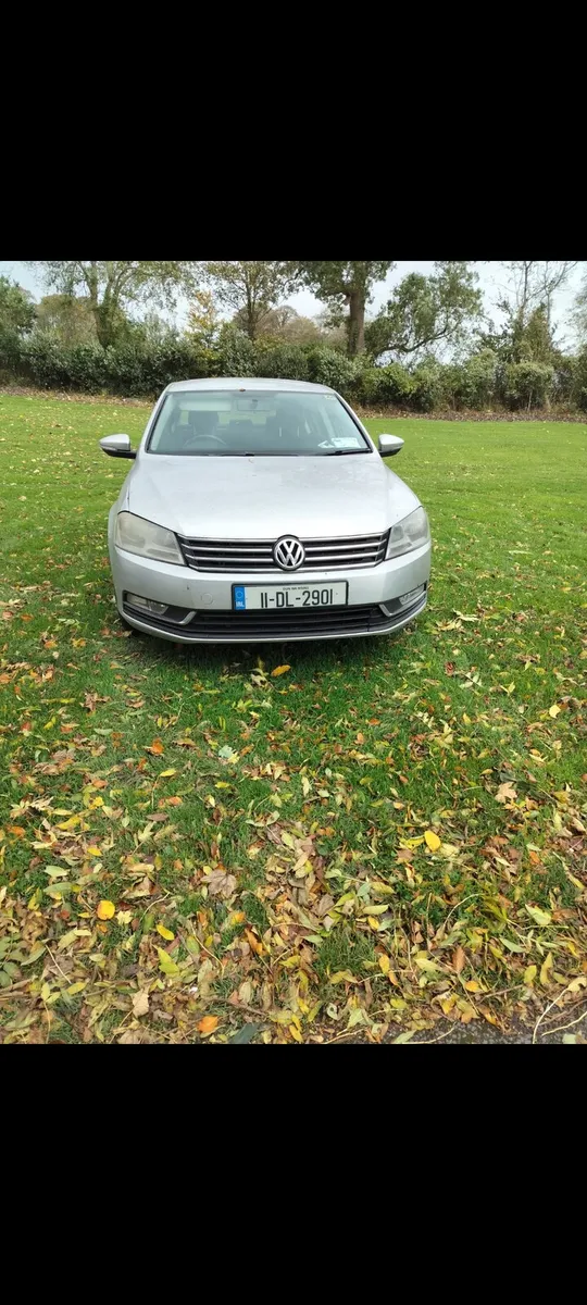 Volkswagen Passat 2011 1.6L Diesel - Image 1
