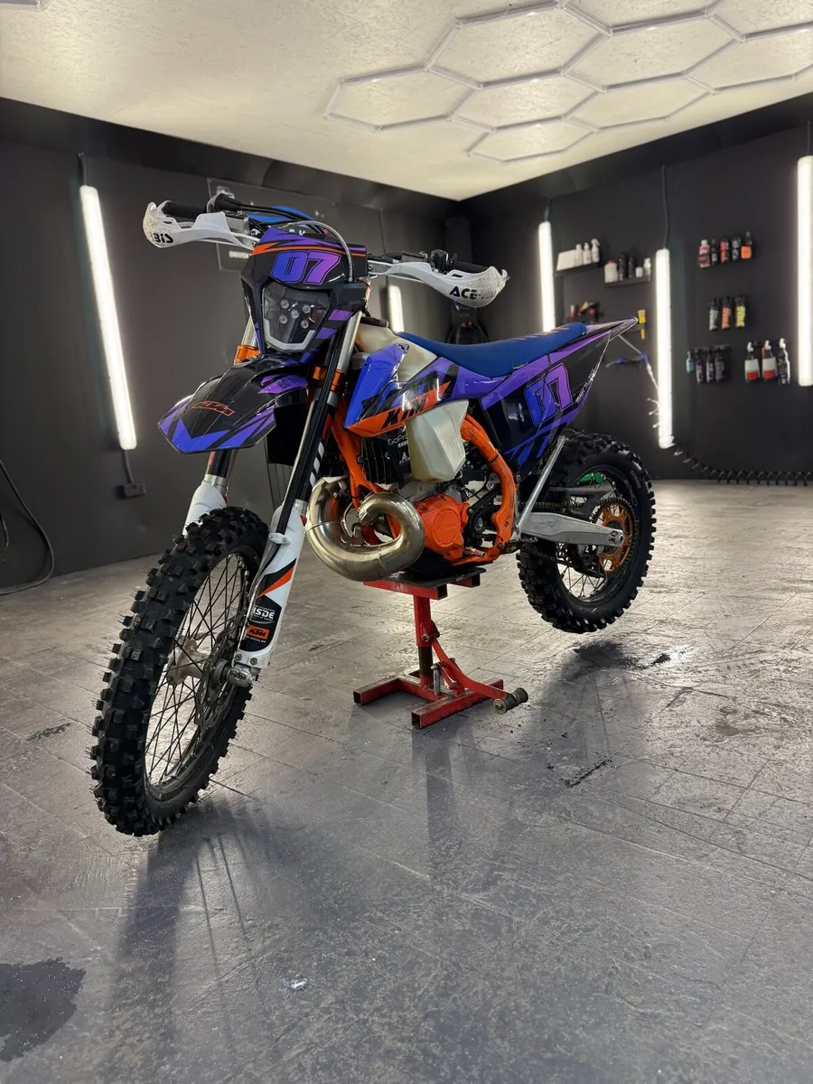 Ktm 250 Exc Six Days Tpi 2022 109H - Image 1