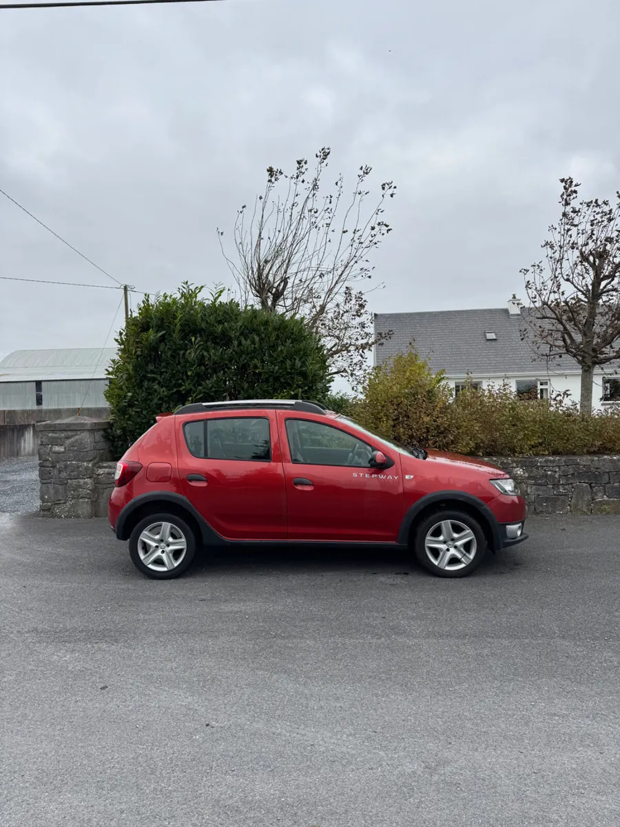 Dacia Sandero Stepway 2016 - Image 2