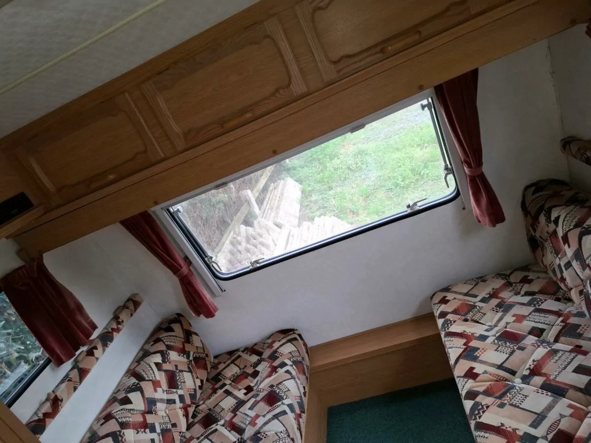 Avoidance caravan - Image 3