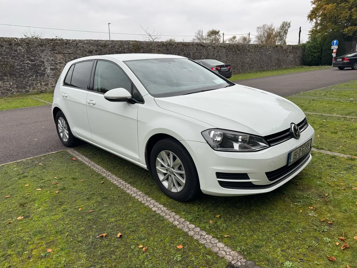 Volkswagen Golf 1.2 Petrol 10995 € Automatic - Image 1