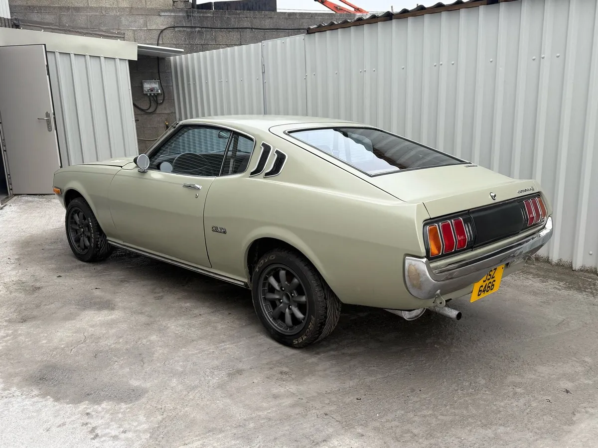 1976 Toyota Celica ST liftback manual GEN 1 RA28 - Image 4