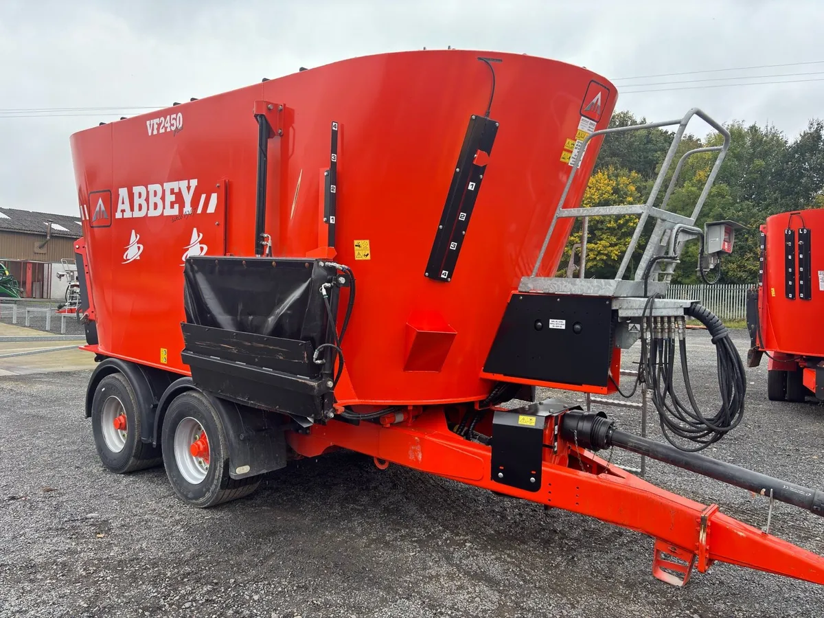 Ex-Demo Abbey VF2450 twin auger diet feeder - Image 4