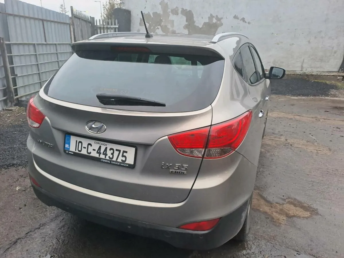 Hyundai ix35 breaking for parts - Image 3