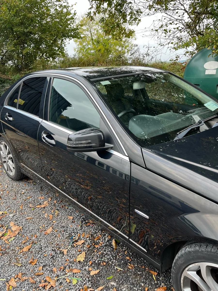 Mercedes C 200 - Image 3