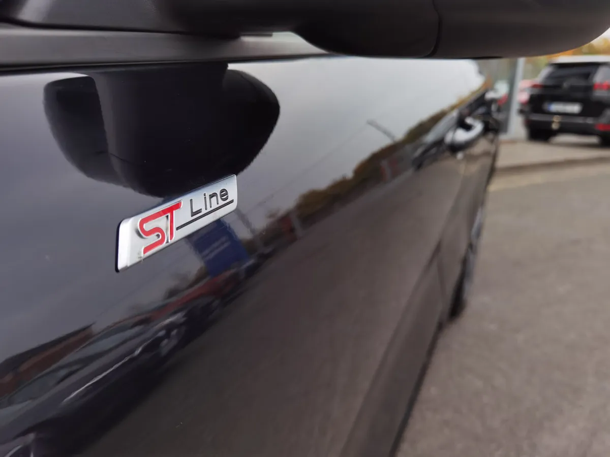 FORD KUGA 2.5 ST-LINE X EDITION **SUNROOF** PHEV - Image 3
