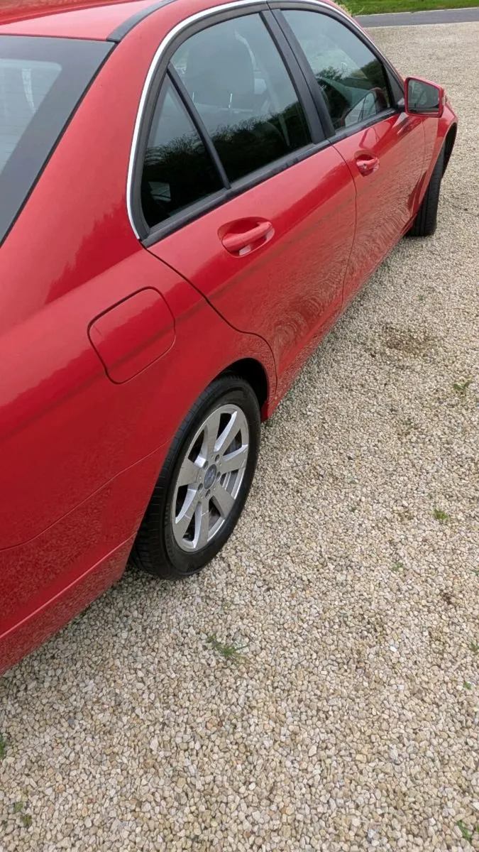 Mercedes C200 - Image 3