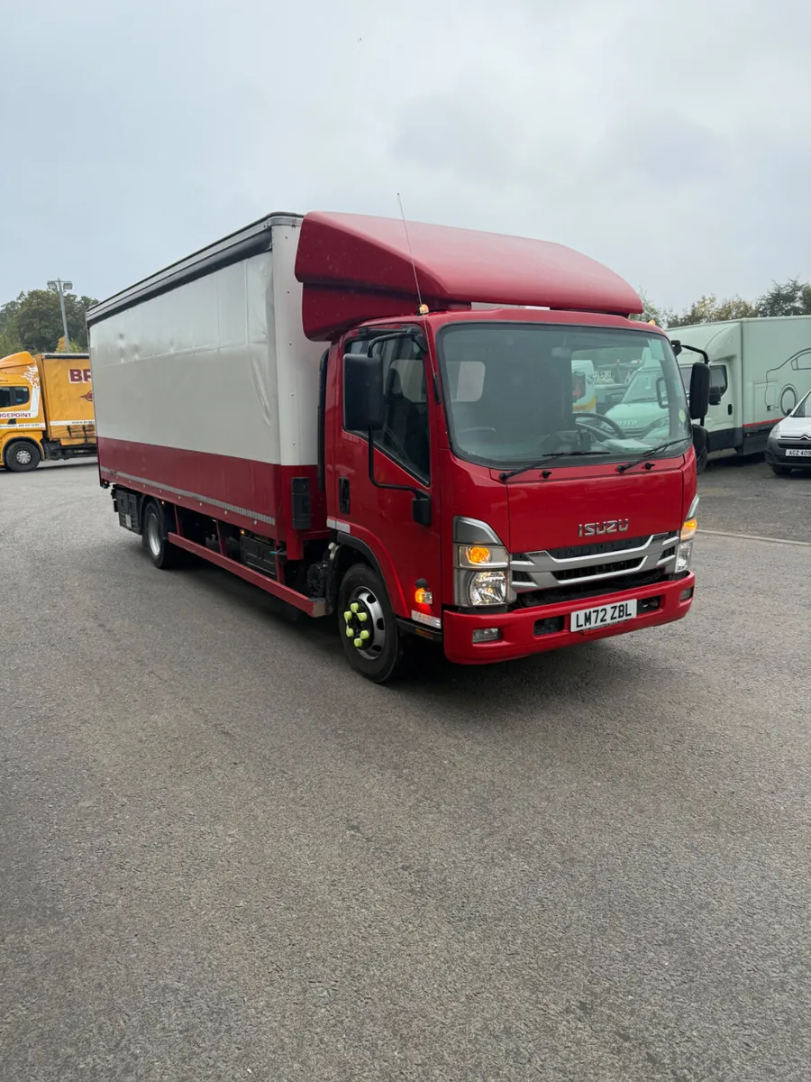 ISUZU CURTAIN SIDER - Image 1