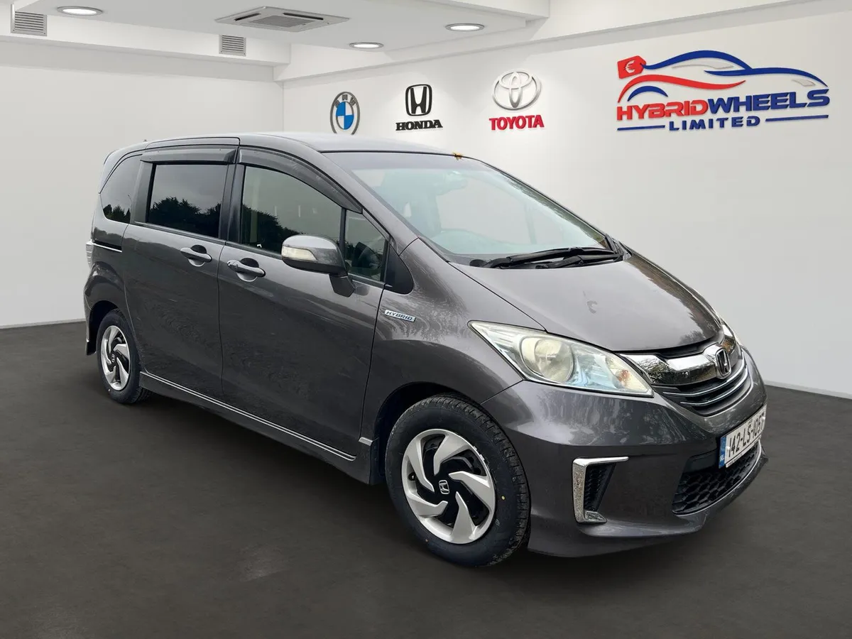 Honda Freed 🔥 7 seater Hybrid (Low Mileage) - Image 2