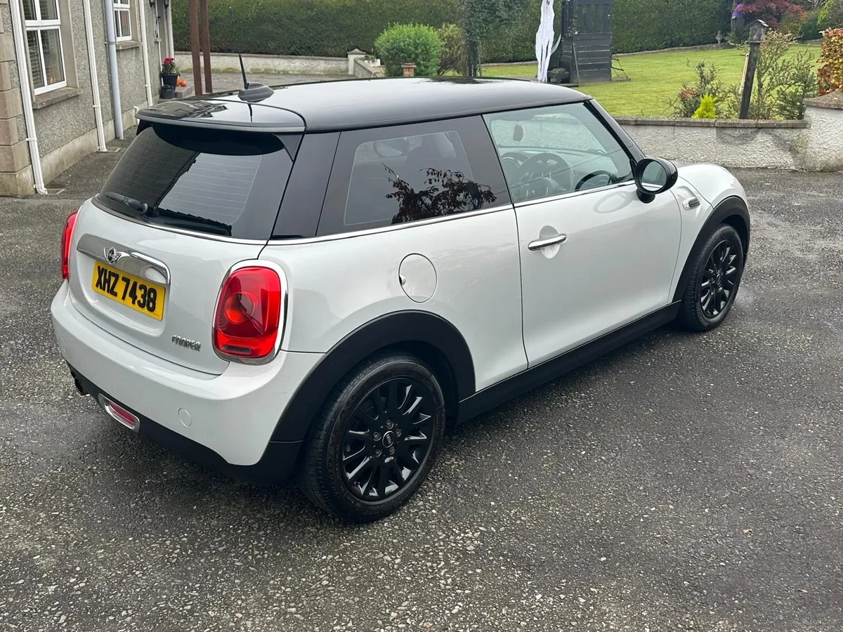 2015 Mini Cooper 1.5 petrol chilli pack - Image 2