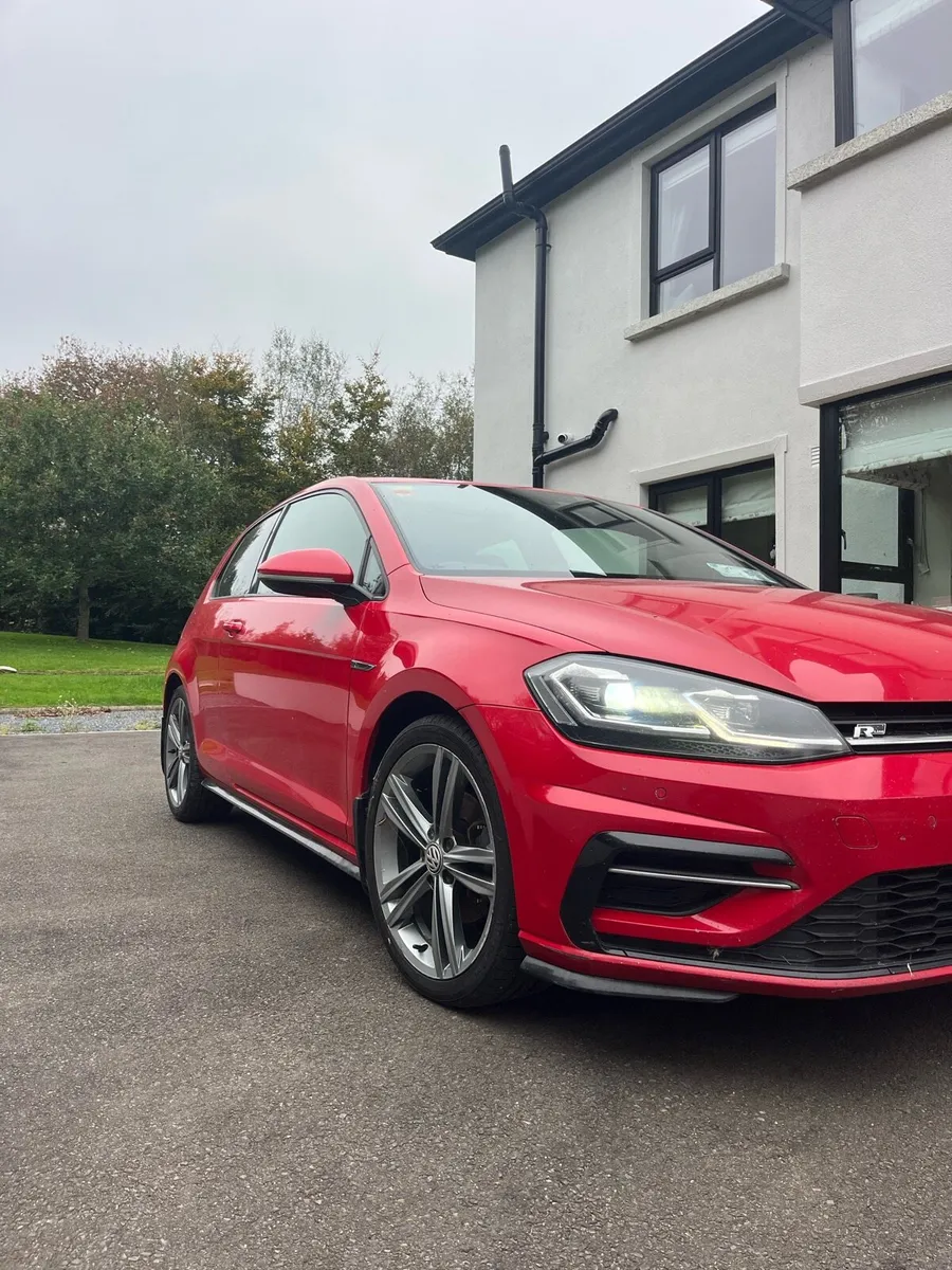 Volkswagen Golf R-Line – Immaculate Condition - Image 1