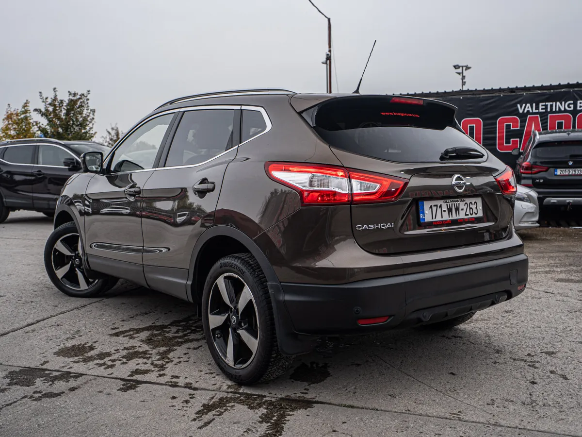 2017 Qashqai 1.5d PREMIUM/High spec/1yr warranty - Image 3