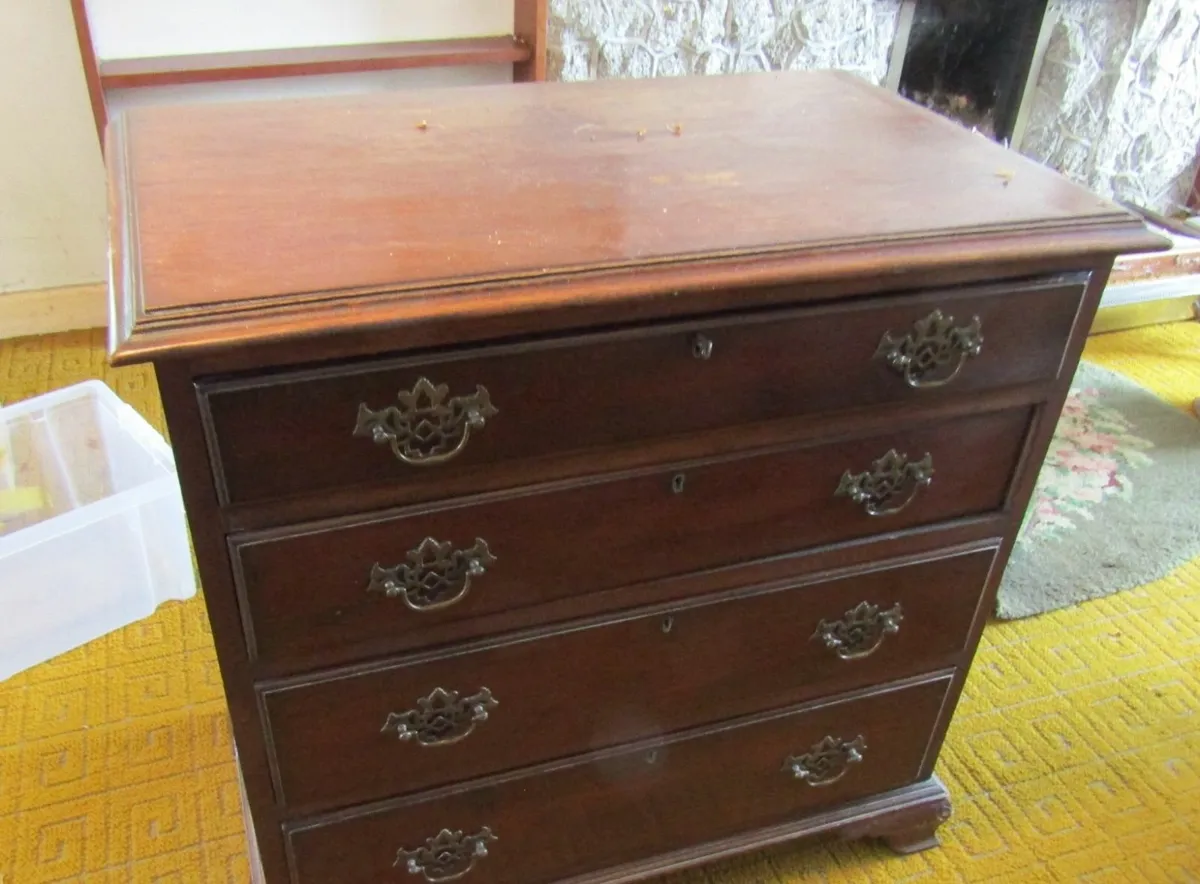 Antiques Auction Matthews Auctioneers Kells - Image 4