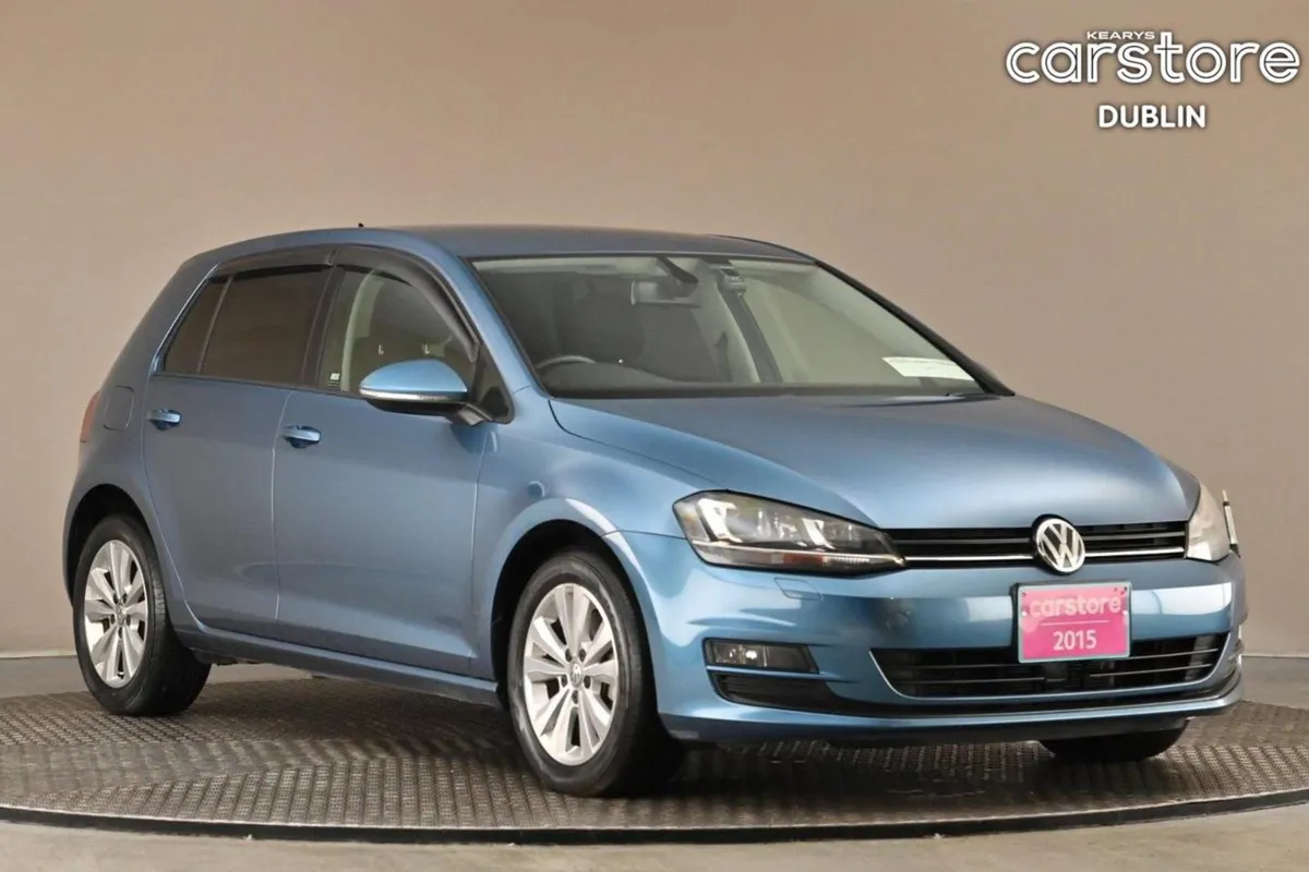 Volkswagen Golf 1.2 TSI DSG MK7 Comfortline  reve - Image 1