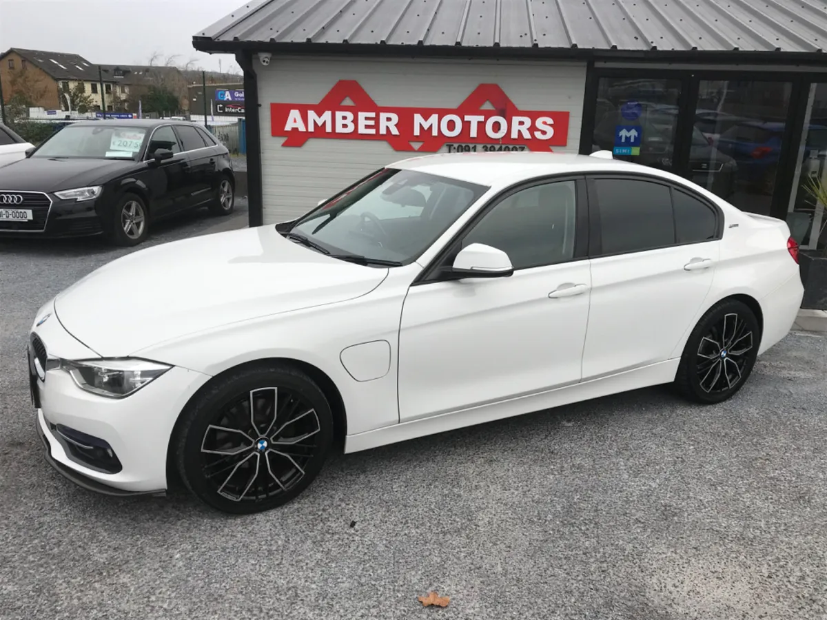 BMW 3-Series 330E Hybrid Auto - Image 4