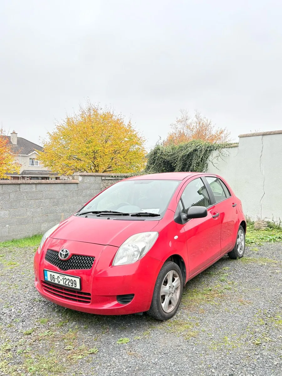 Toyota Yaris 1.0 Manual 2006 - Image 2