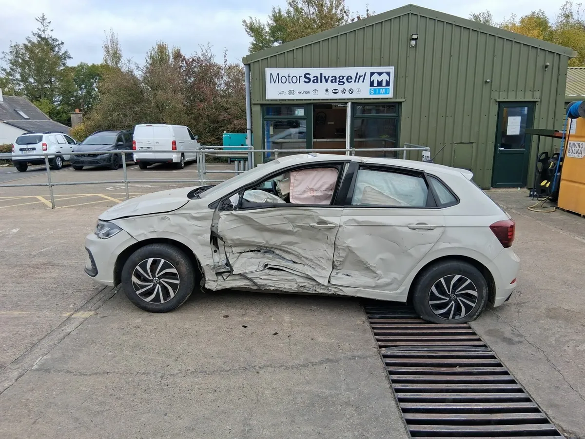 2023 VOLKSWAGEN POLO  LIFE 1.0 (for parts only) - Image 4