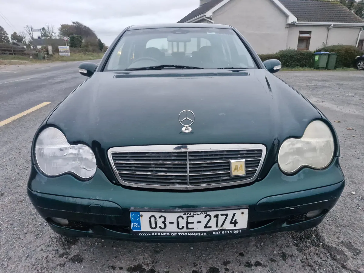 Mercedes C180. V v low mileage - Image 2