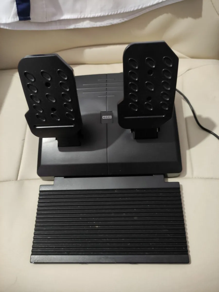 Gaming wheel - Image 2