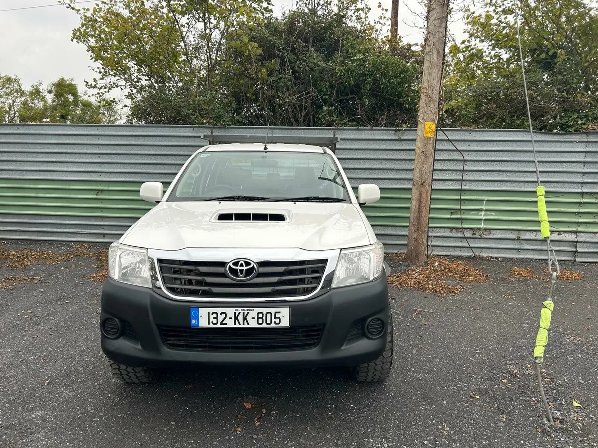 Toyota hilux comercial - Image 2