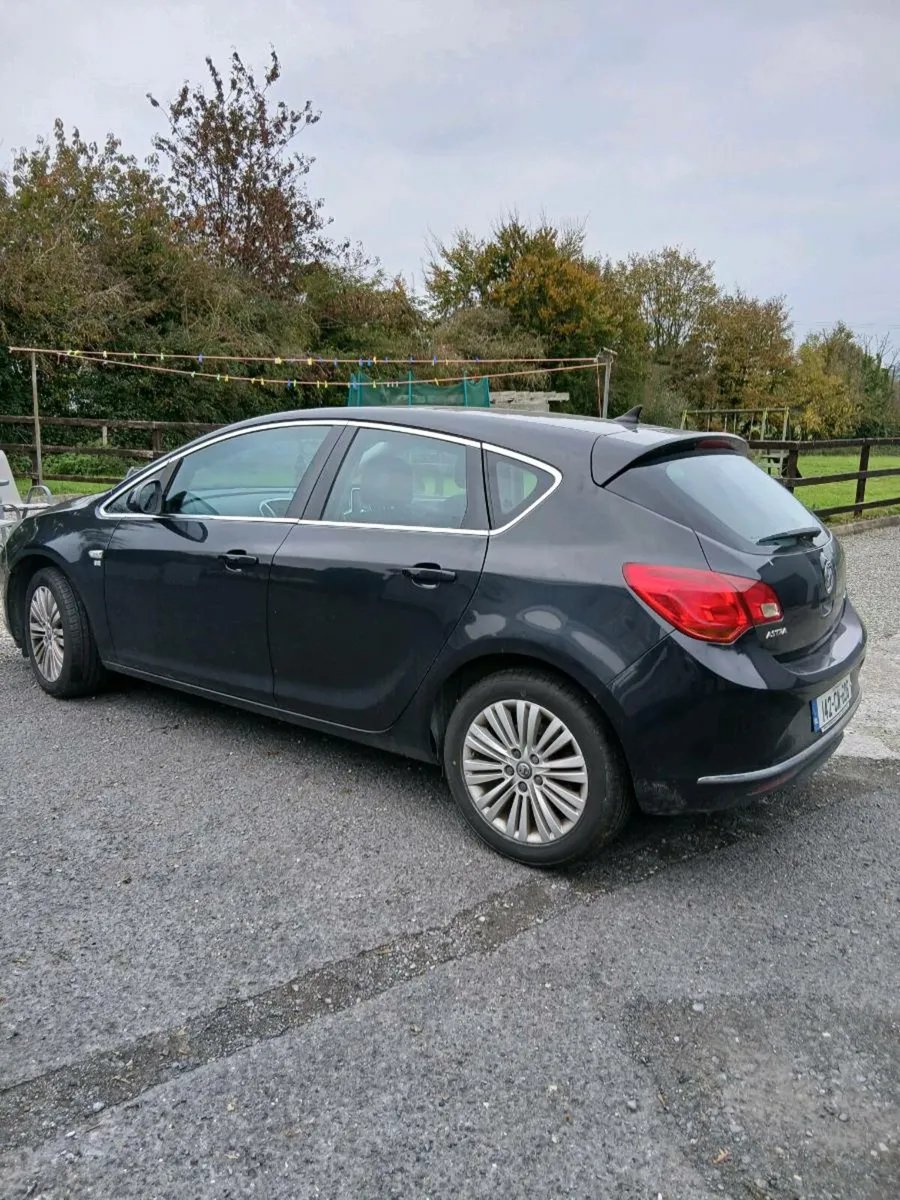 2014 Vauxhall Astra 1.6 Diesel - Image 2